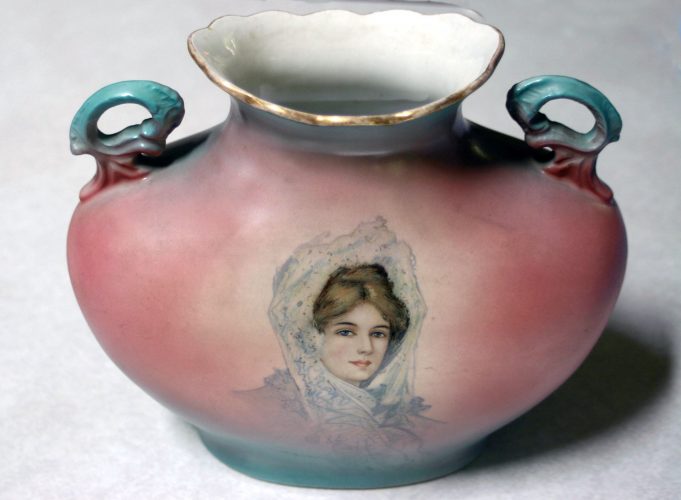 Celebrate New Year With Wheeling Antiques